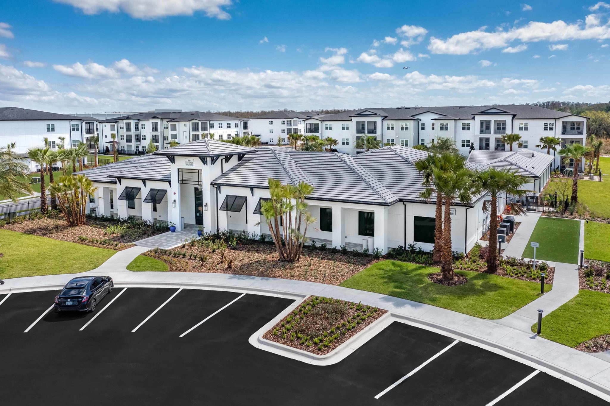 APEX South Creek - New Luxury Apartments for rent in Orlando